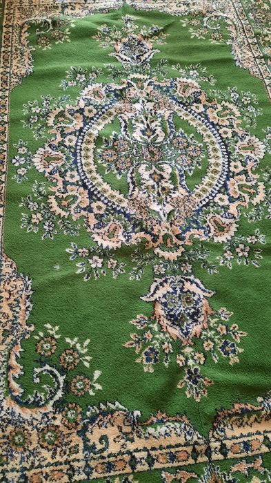 Ковры  шерстяные,плотный,1.5на2.3