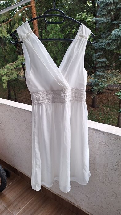 Бяла официална рокля S