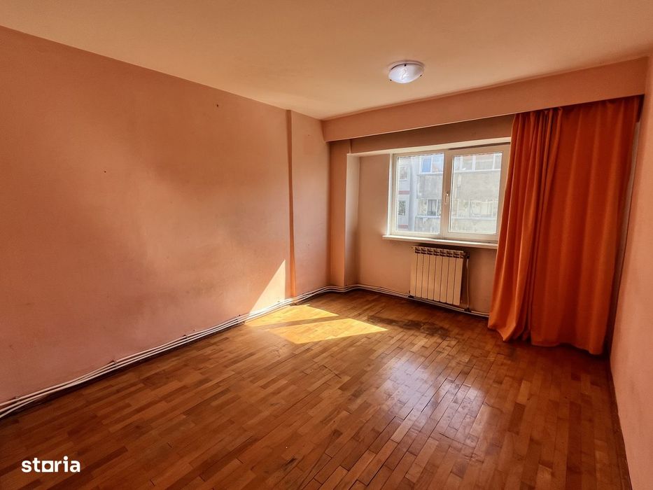 Investitie! Apartament 2 camere decomandat - 2 min Piata Mare