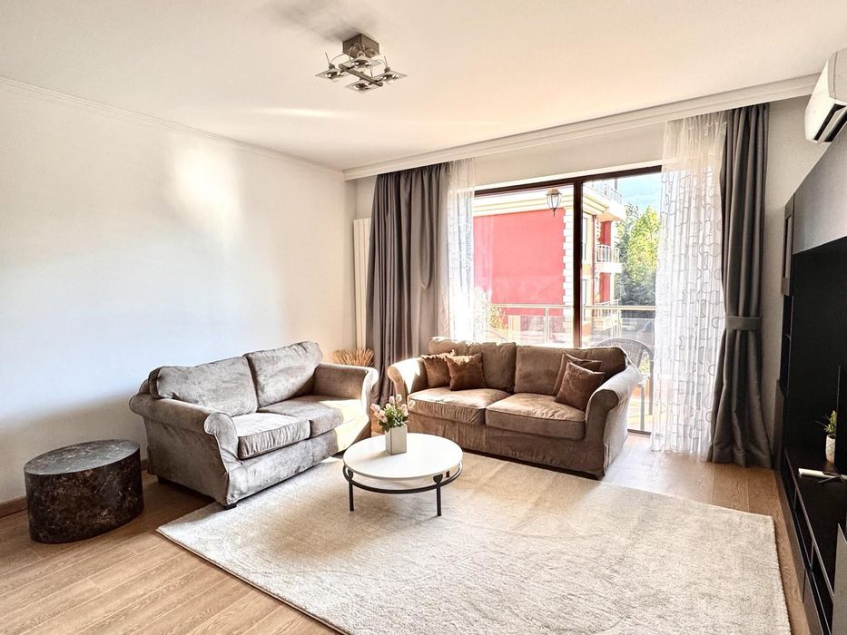 Дава се под наем Тристаен апартамент в София, Витоша - 105 кв.м за 999 € - Снимка #3