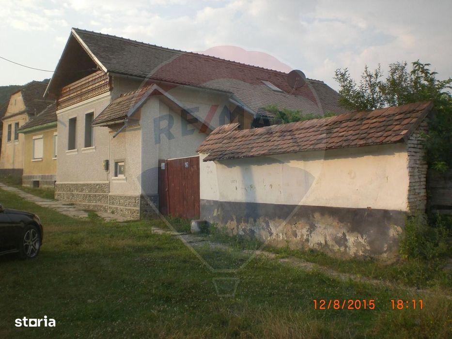 DE VANZARE Teren intr-un colț de Transilvanie autentică