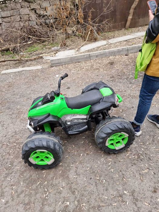 квадроцикл детский