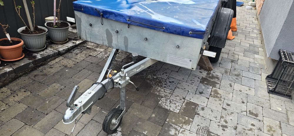 Remorca auto 1 axa  Stema