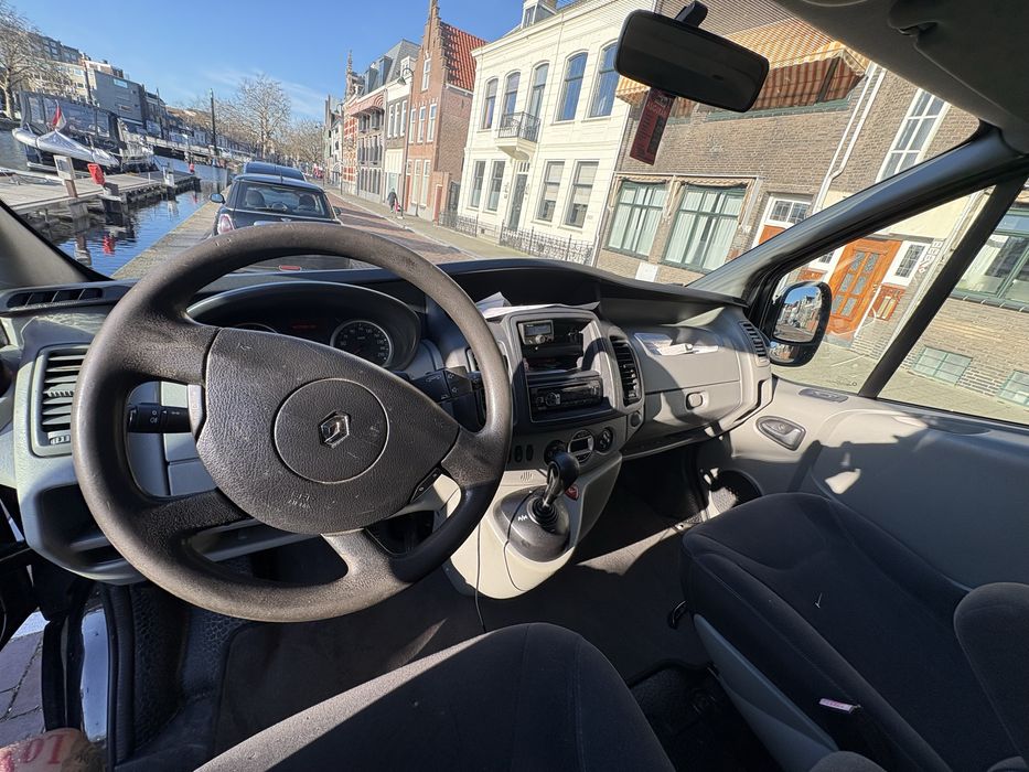 Trafic 2 Cutie Robotizata ambreiaj si placa exact ca manuala