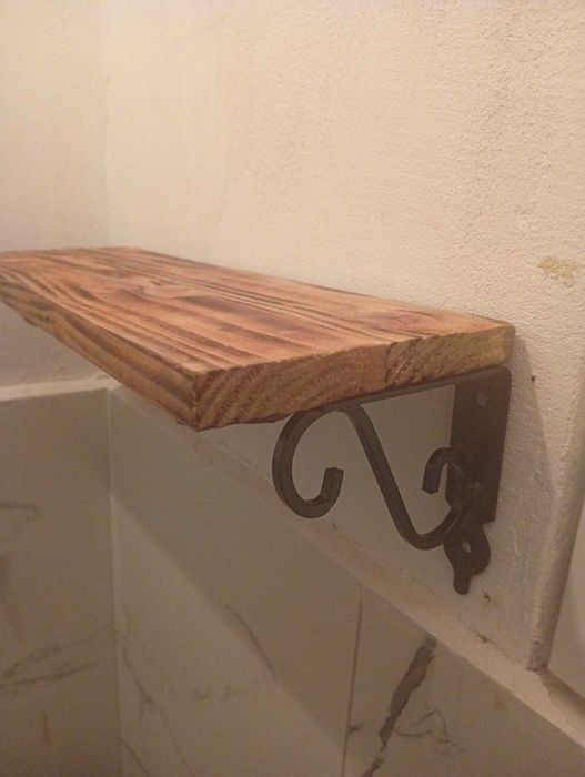 НОВА Дървена ретро етажерка винтидж дизайн - ръчна изработка