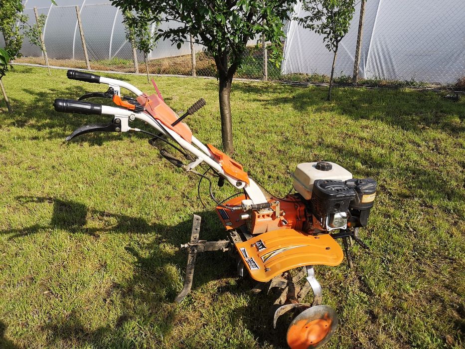 lucrari cu motosapa/motocultorul,sapat frezat,pregatire teren pt gazo