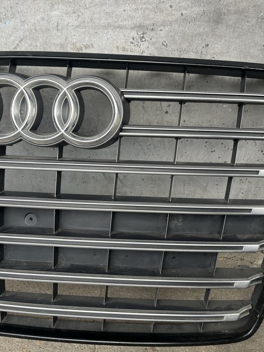 Решетка за Audi A8 S8 D4 Matrix Facelift