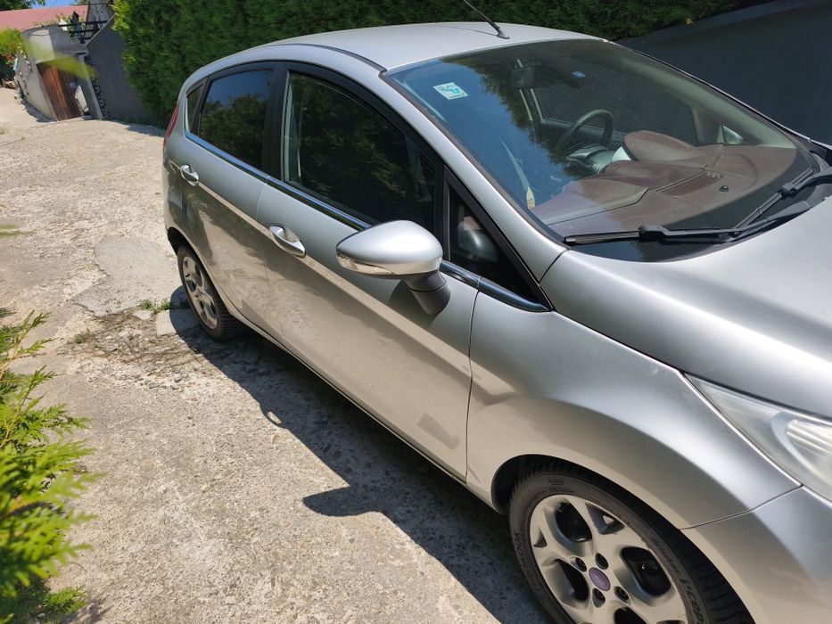 FORD Fiesta 2010 — imagine 3