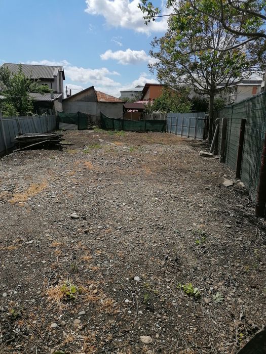 Vând teren intravilan în Focșani