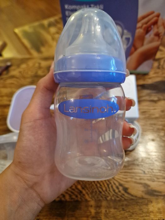 Единична електрическа помпа за кърма Lansinoh