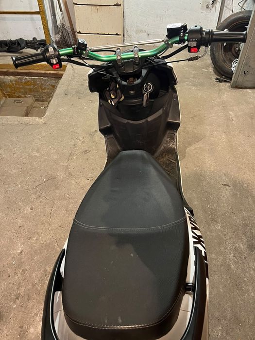 Продам скутер  м8