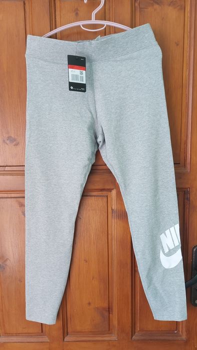 Нови оригинални дамски клинове Nike