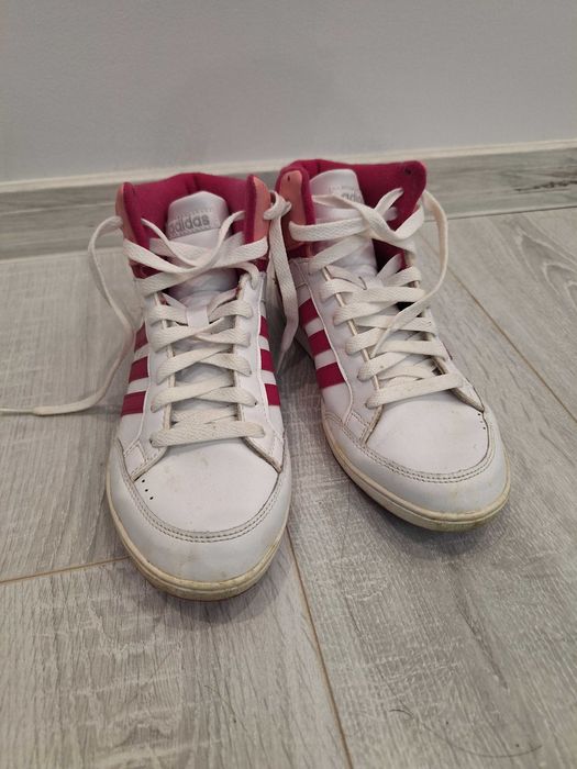 Дамски маратонки адидас