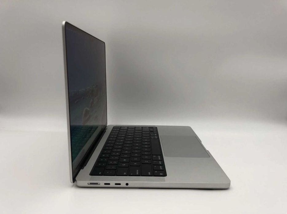 M3 Pro chip 18/512GB | 90% SILVER rangda