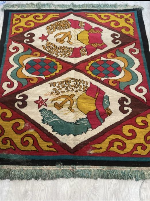 Ковер ручной работы