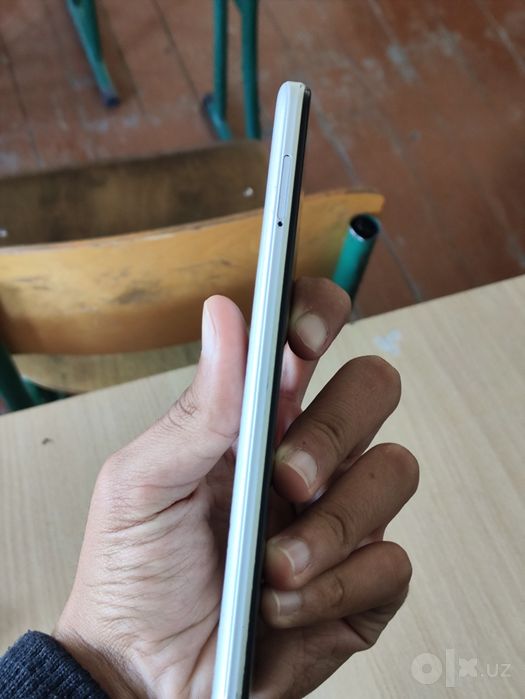 Tecno spark 8c sotiladi