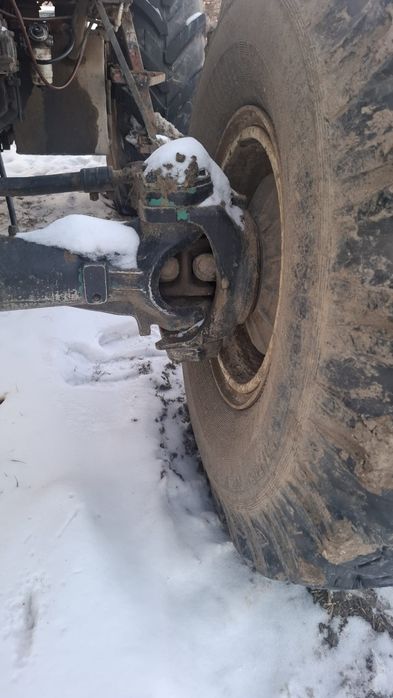 Punte fata tractor 1010 dt