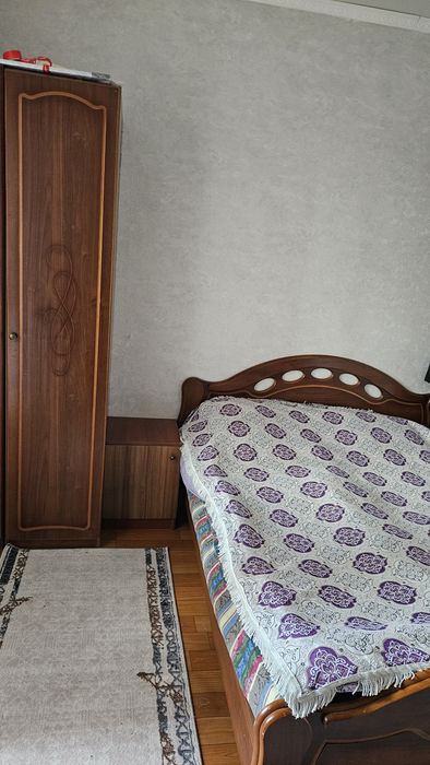 Продаётся спальня, шкаф, тумба