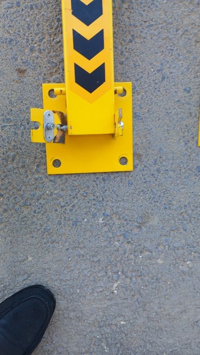 Vând 3 blocatoare parcare