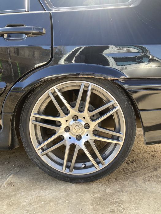 Титанка брабус сост отличини