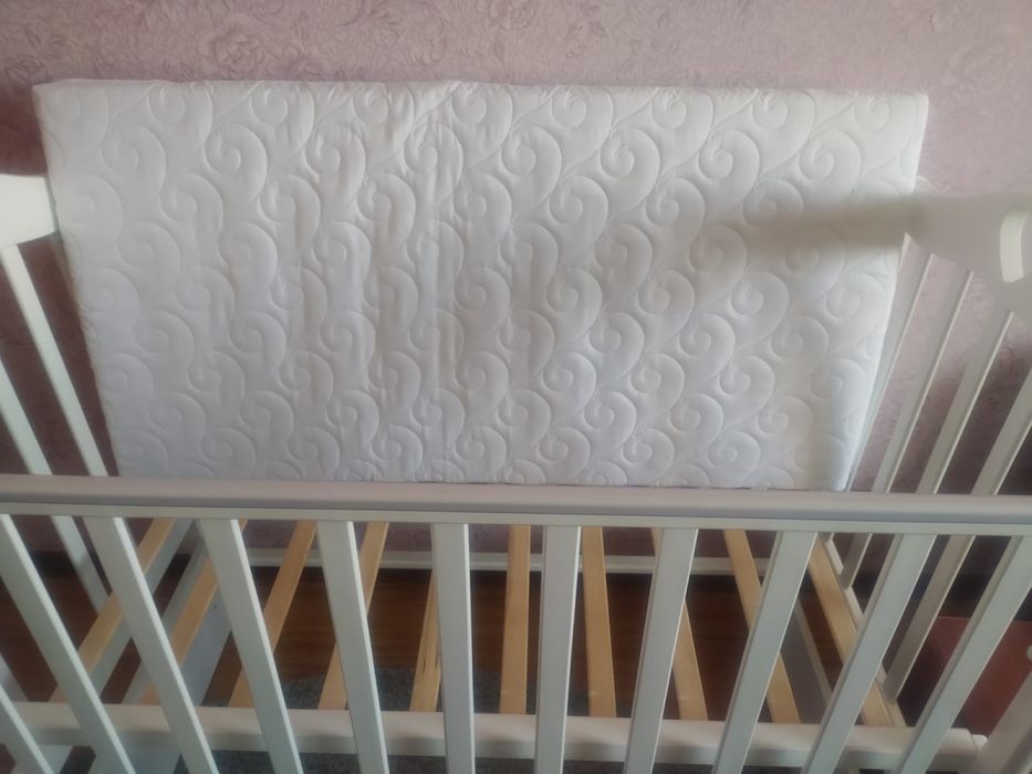 Манеж новый в идеальном состояние