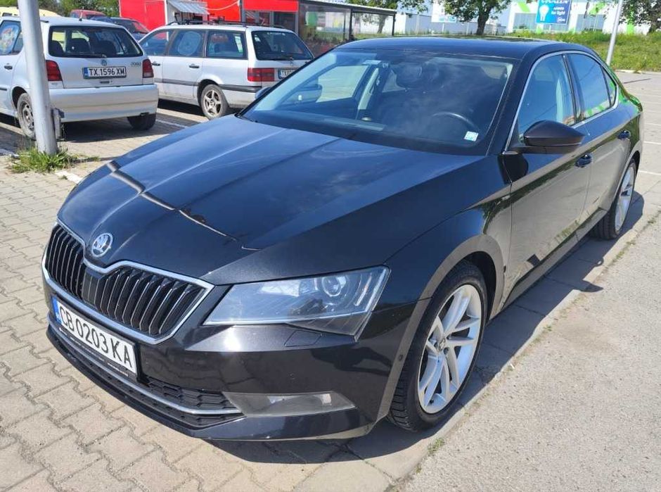 Продавам семейният ни автомобил Skoda Superb 2.0 Diesel