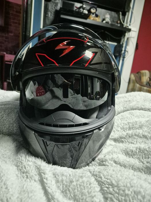 Casca moto Scorpion Exo-920