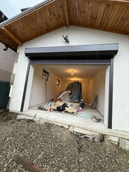 CASA (P+1) 153mp(270 utili) plus TEREN 670mp  Bucov (Mica Roma)