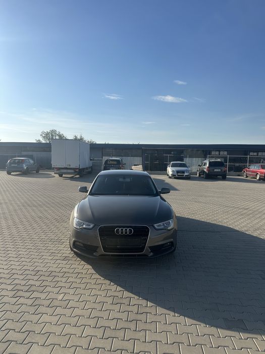 Audi a5 /bixenon/culoare deosebită