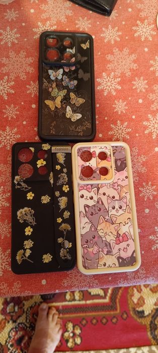 Vând huse pentru telefon Xiaomi redmi note 13 pro