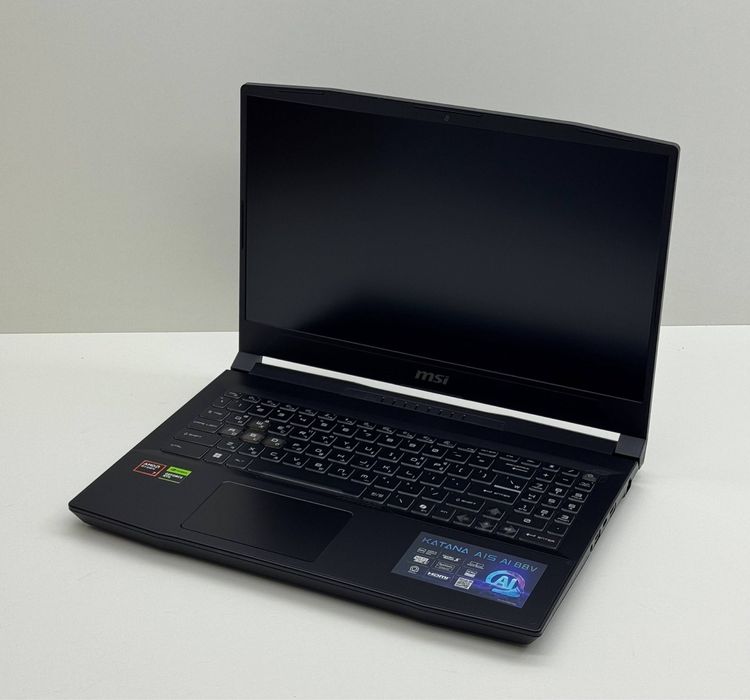 Msi KATANA A15 Ai — RYZEN 7-8845HS / RTX4050 6GB / DDR5 16GB