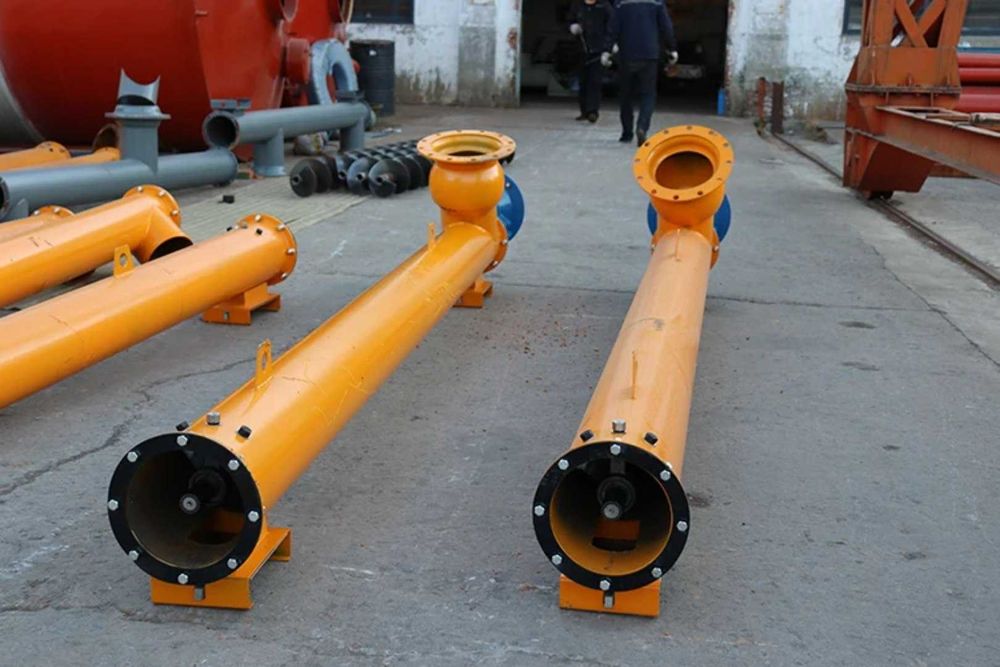 шнековый транспортер для перемещения цемента