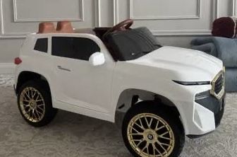 Электромашинка bmw