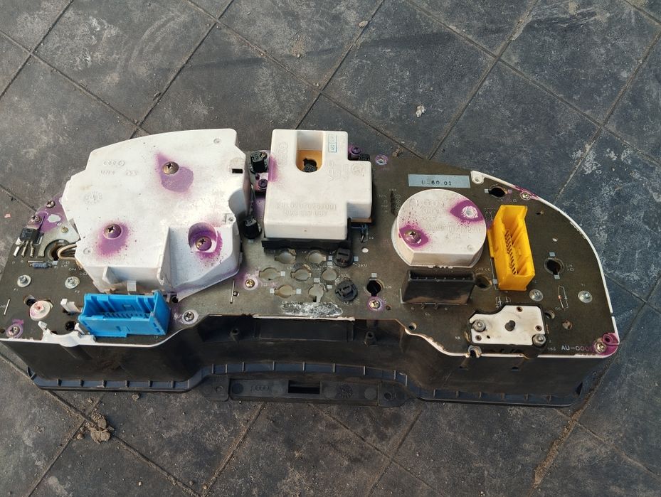 Приборка Ауди 80 б4