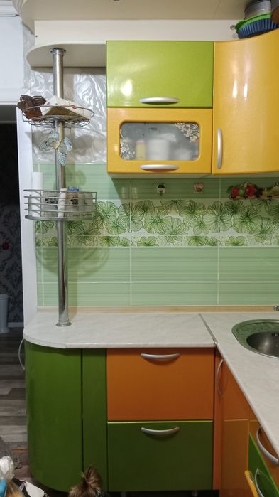 Продаю кухонный гарнитур