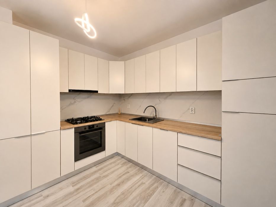 Casa cu etaj PET FRIENDLY | 80 mp | Curte | 3 camere | 2 Bai | Loc de parcare