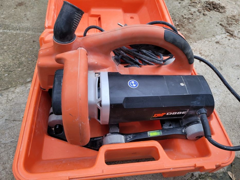 Masina de canelat (slituit) 150/24h