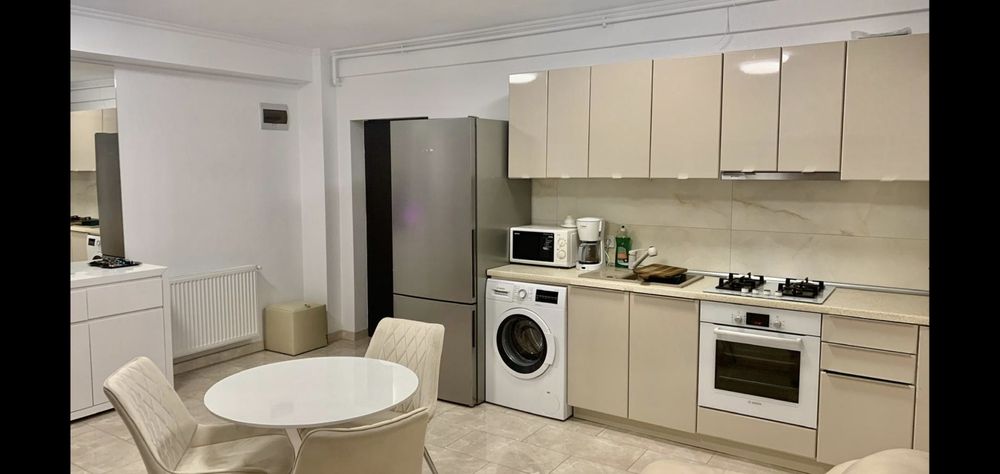 Bucătarie, la Comandă,  Montaj Mobilă