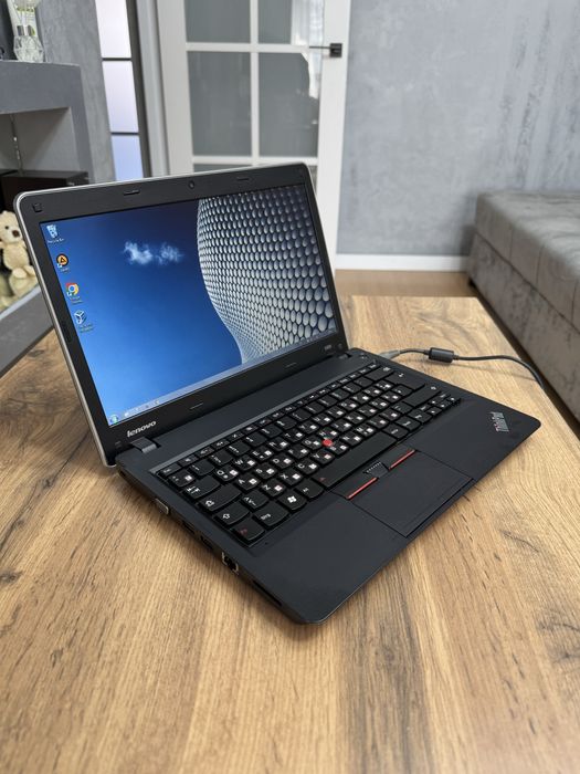 Продам бизнес ноутбук ThinkPad