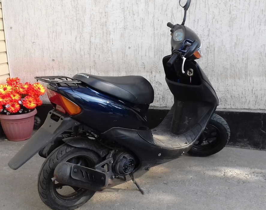 Мопед Honda Dio AF34