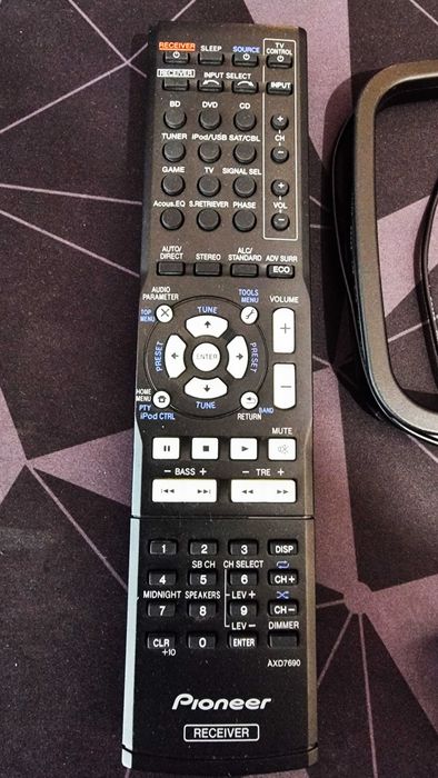 Продава се ресивър Pioneer VSX-323K