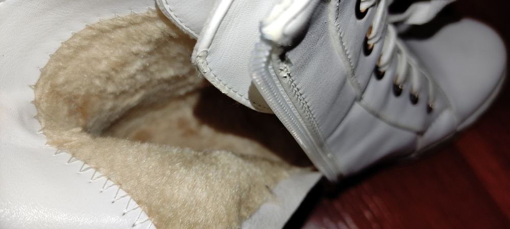 Хорошая обувь за 2000