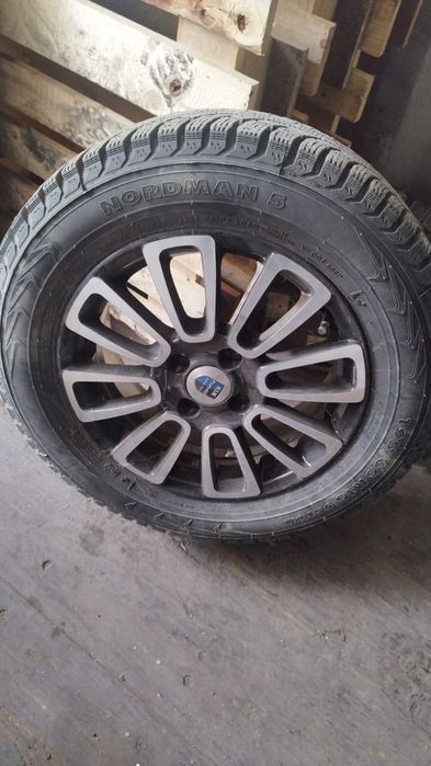 Продам комплект колес