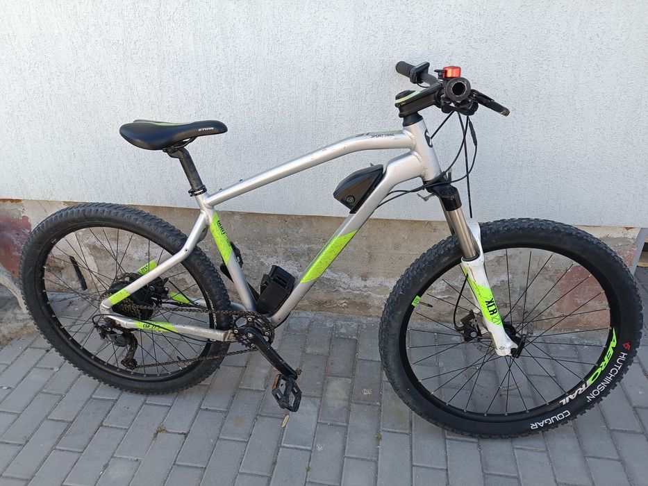 Bicicletă electrică Rockrider E-ST500 cu probleme