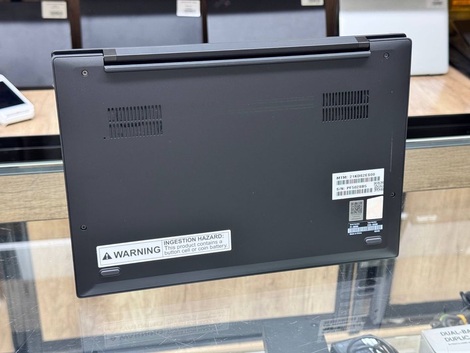 Lenovo ThinkPad X1 Carbon Carbon 12th Generation