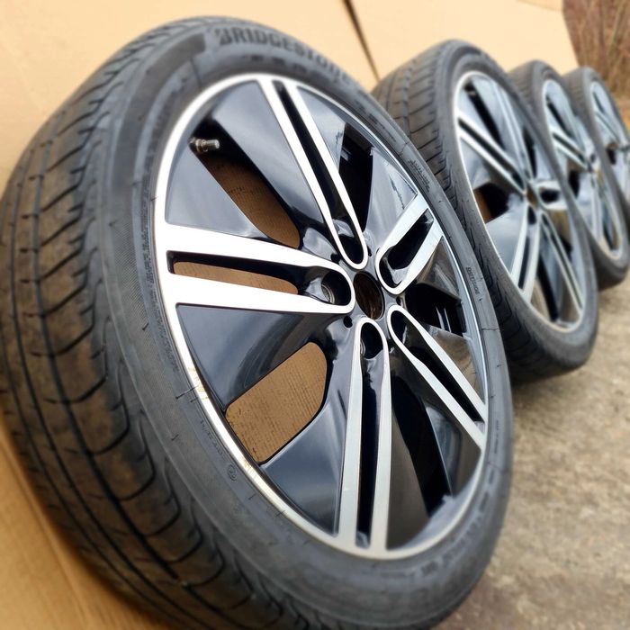 Летни гуми с джанти задни 175/55/20”  предни 155/60/20” за BMW i3