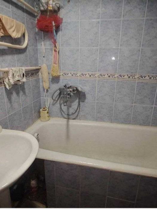 Продается квартира в Яшнабадском районе Авиасозлар 2-х ком 4-этаже