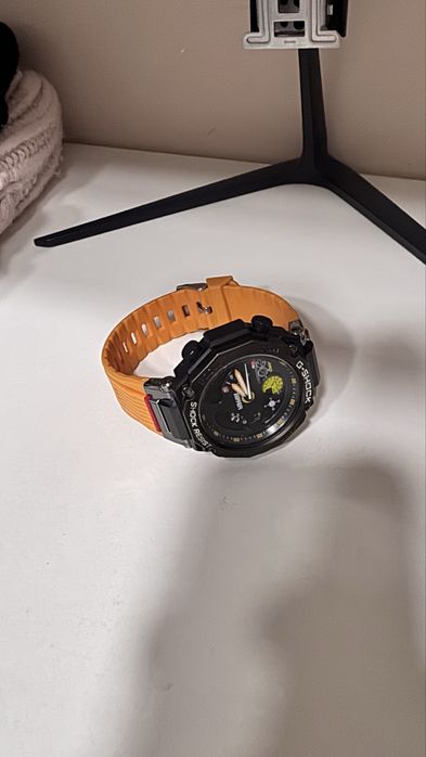 Продам наручные часы новые