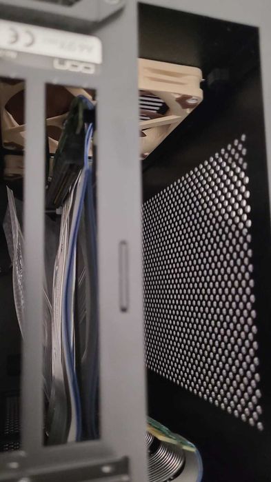 Carcasa Calculator DAN A4-SFX V4, Mini-ITX, ful aluminiu + ryser