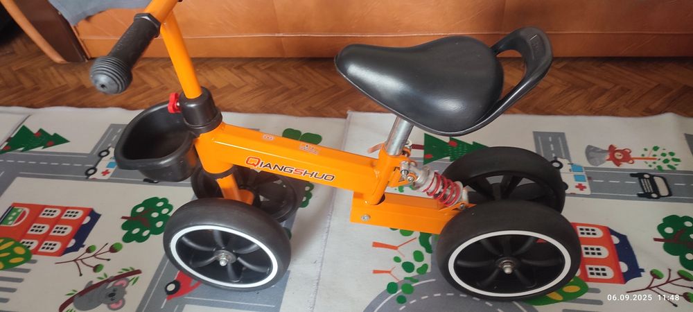 Bicicleta echilibru fara pedale cu 4 roti